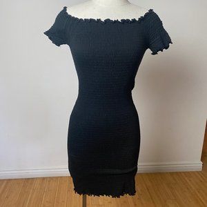 Black midi dress from ZARA. Slim fit. Stretchy.